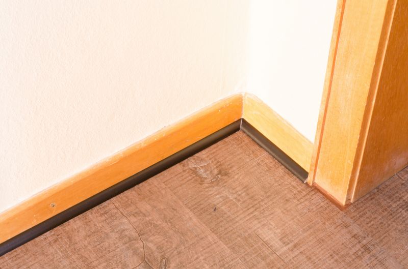 Shoe Molding Installation