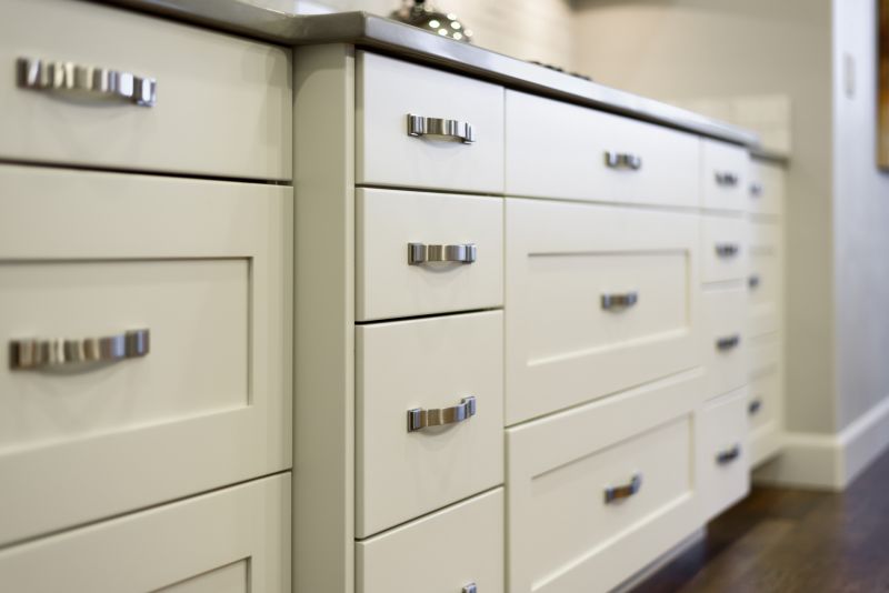 Oak Cabinet Remodeling in Cincinnati, OH